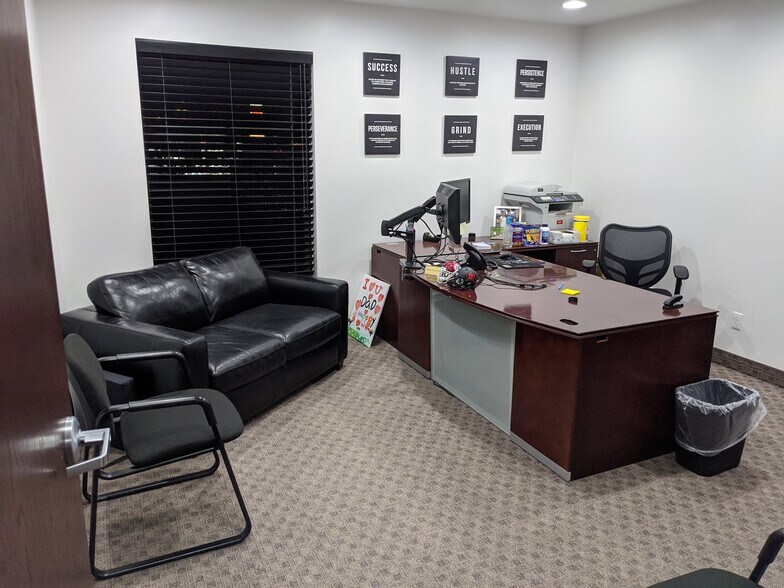 More Photos Of 332 E 3300 S, Salt Lake City Light Distribution For Lease