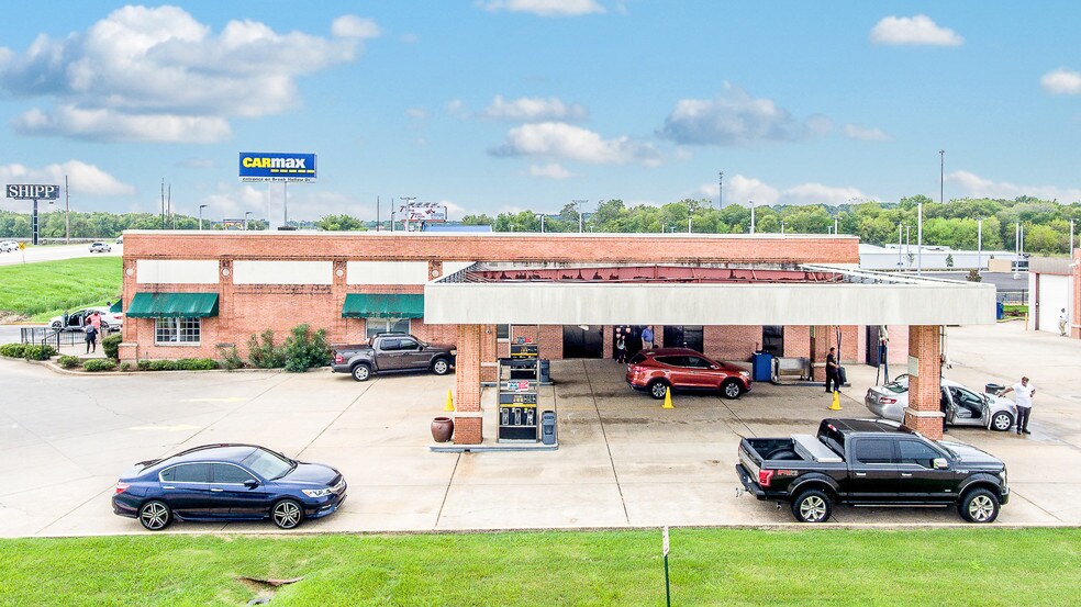 More Photos Of 1112 E Bert Kouns Industrial Loop, Shreveport Carwash For Sale
