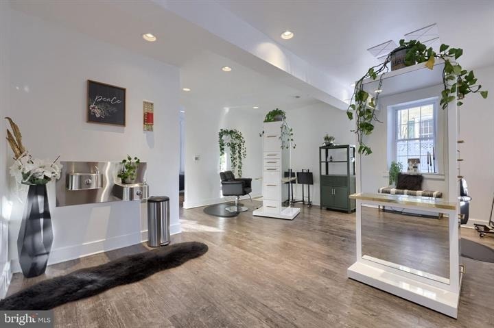 More Photos Of 2668 Lititz Pike, Lancaster Office For Sale