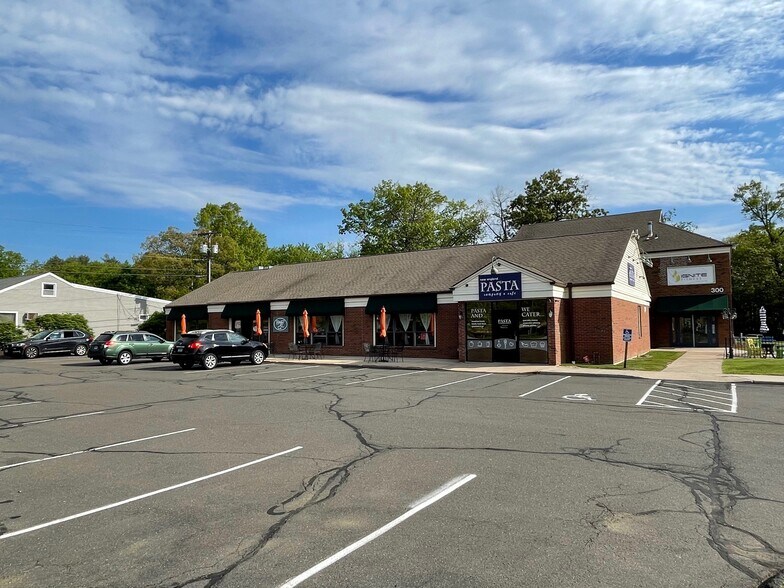 More Photos Of 300 W Main St, Avon Storefront Retail Office For Lease