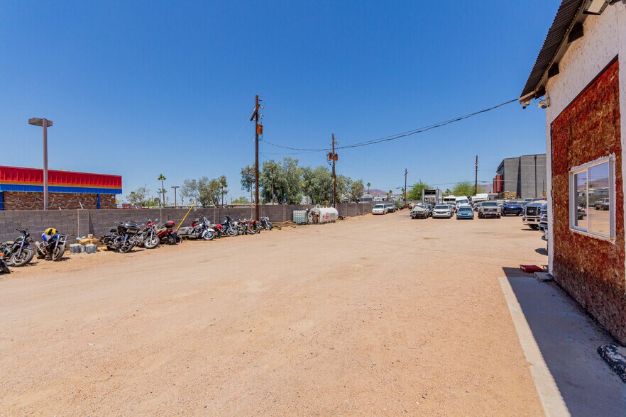 More Photos Of 2244 W Apache Trl, Apache Junction Contractor Storage Yard For Sale