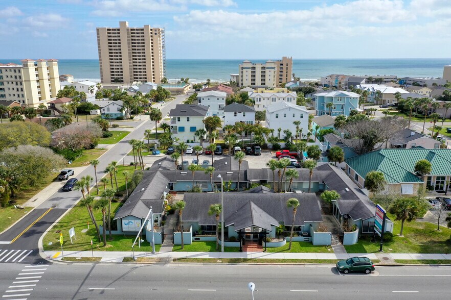 More Photos Of 1817-1835 N 3rd St, Jacksonville Beach Office For Lease