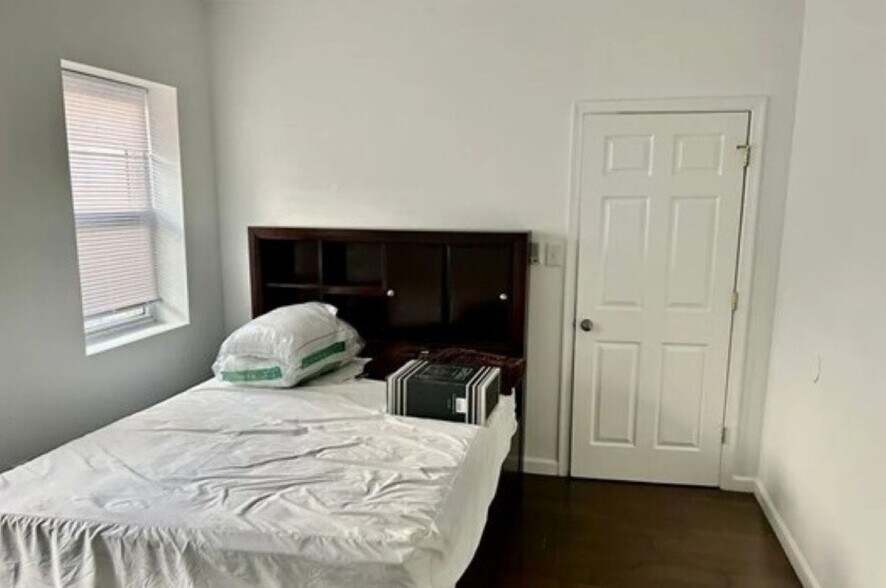 More Photos Of 120 S 46th St, Philadelphia Multifamily For Sale