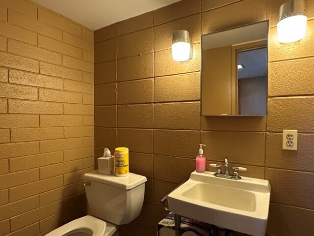 More Photos Of 8333 Masters Rd, Indianapolis Warehouse For Lease