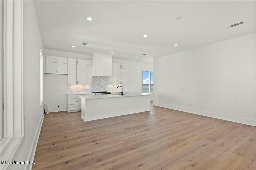 More Photos Of 253 N Natchez Dr, Madison Apartments For Sale