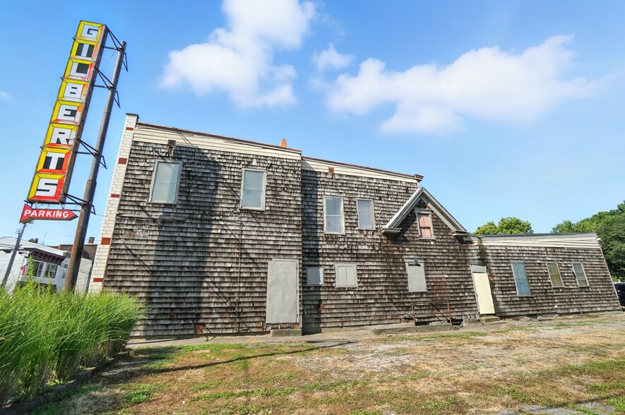 More Photos Of 6105-6117 Vine St, Cincinnati Storefront Retail Residential For Sale