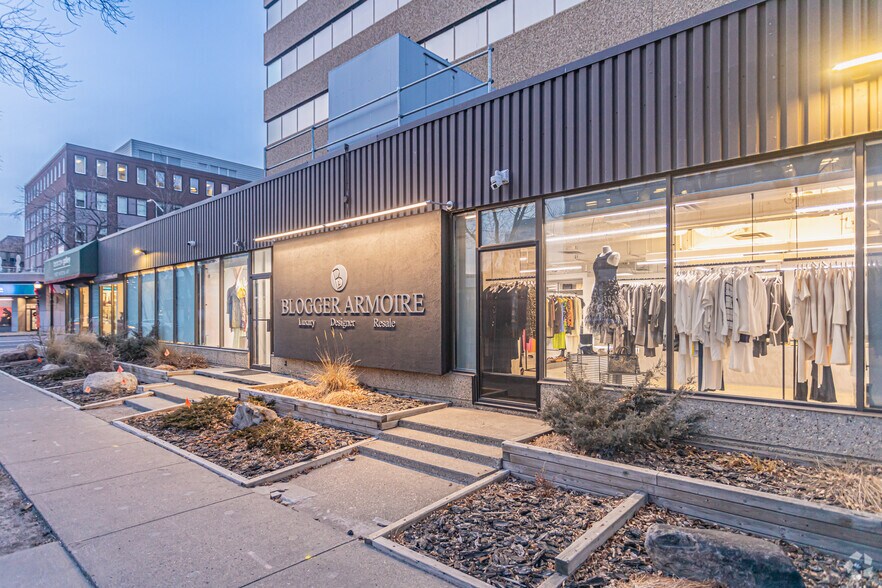 More Photos Of 12323 Stony Plain Rd NW, Edmonton Office For Lease