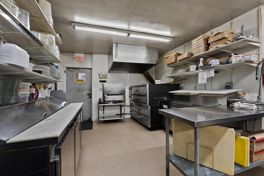 More Photos Of 1765 Superior St, Three Lakes General Retail For Sale