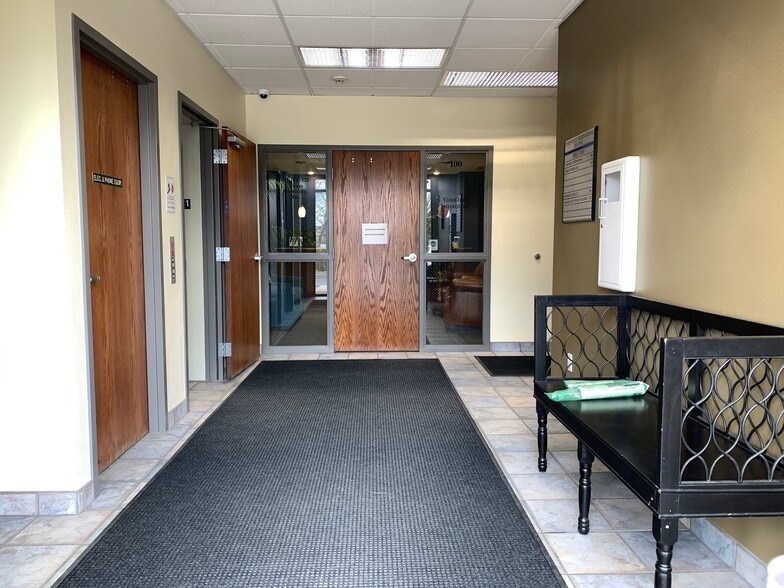 More Photos Of 3710 Sinton Rd, Colorado Springs Office For Lease