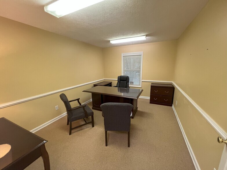 More Photos Of 556 Silver Bluff Rd, Aiken Office Residential For Sale