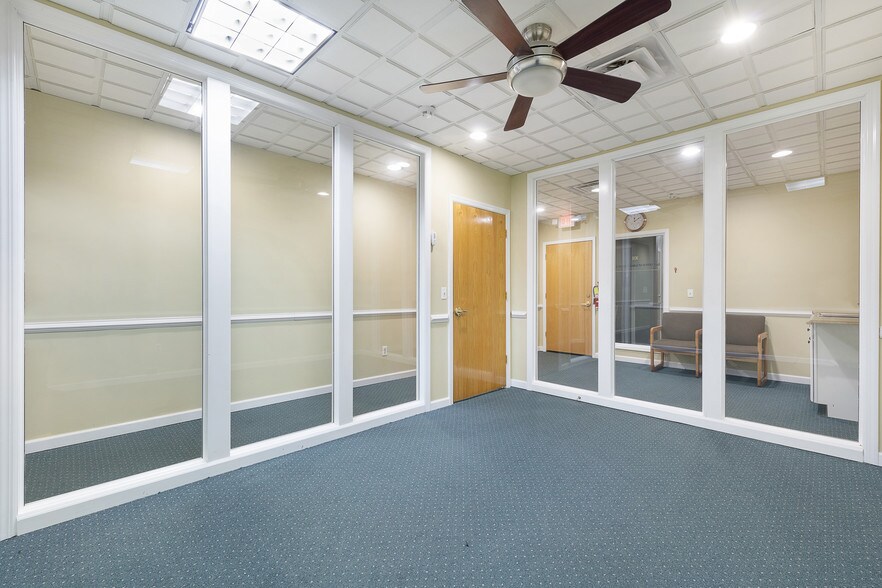More Photos Of 188 E Bergen Pl, Red Bank Office For Sale