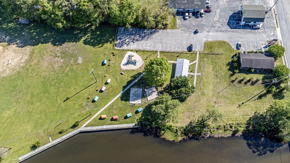 More Photos Of 1 N Marine Blvd, Jacksonville Storefront Retail Office For Sale