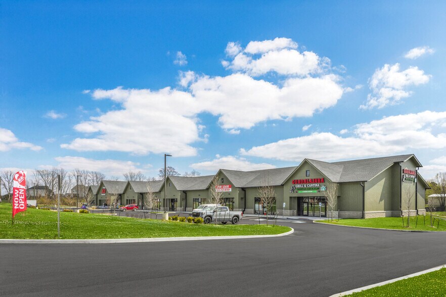 More Photos Of 7010 Five Points Rd, Indianapolis Storefront For Lease