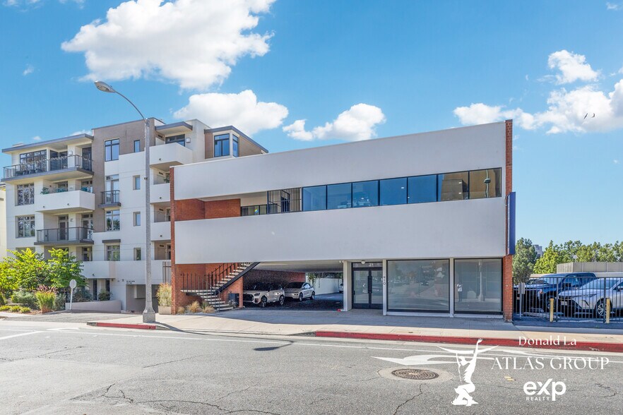 Primary Photo Of 910 San Pasqual St, Pasadena Office For Sale