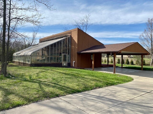 More Photos Of 5440 E County Road 450 N, Albany Loft Creative Space For Sale