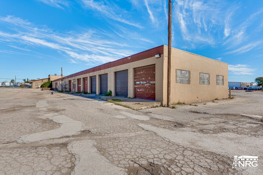 More Photos Of 1510 E 2nd St, Odessa Manufacturing For Lease