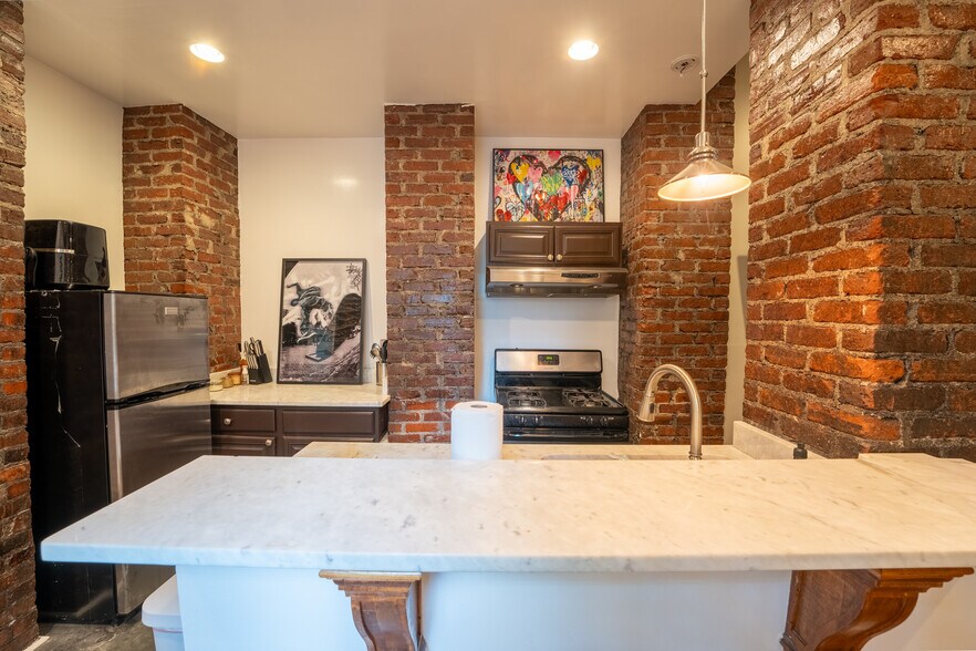 More Photos Of 742 Monroe Dr, Atlanta Apartments For Sale