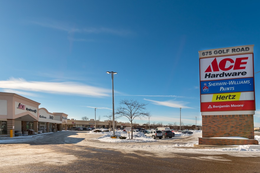 More Photos Of 675 W Golf Rd, Hoffman Estates Storefront For Lease