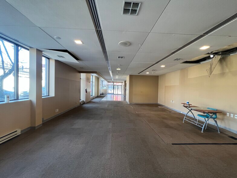 More Photos Of 435-437 Broadway, Bayonne Bank For Lease