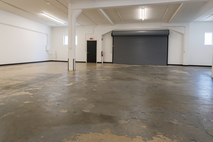 More Photos Of 953 Washington St, San Carlos Warehouse For Lease