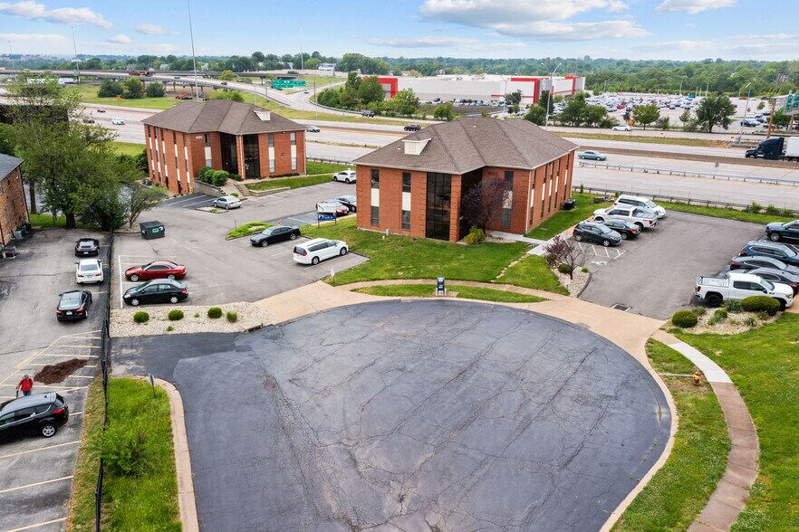 More Photos Of 4171-4193 Crescent Dr, Saint Louis Medical For Sale