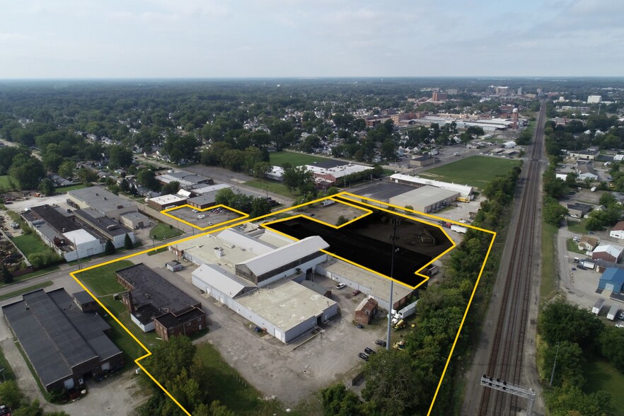 More Photos Of 810 Taylor St, Elyria Industrial For Sale