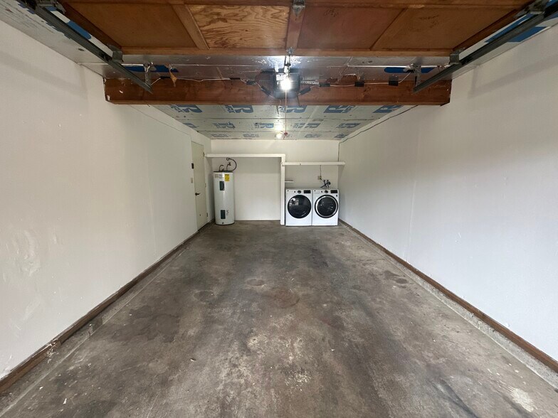 More Photos Of 1125 13th St, Shelton Apartments For Sale