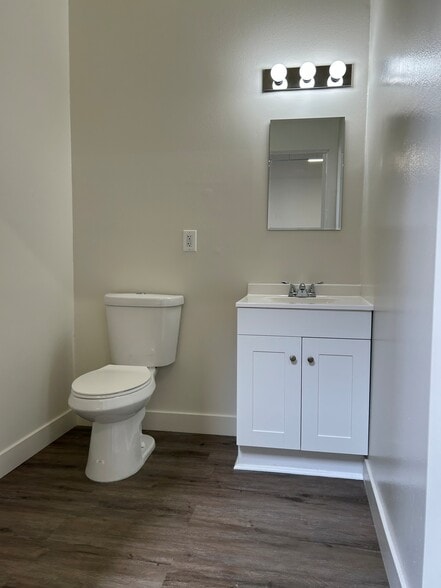 More Photos Of 14315 S Normandie Ave, Gardena Service For Lease
