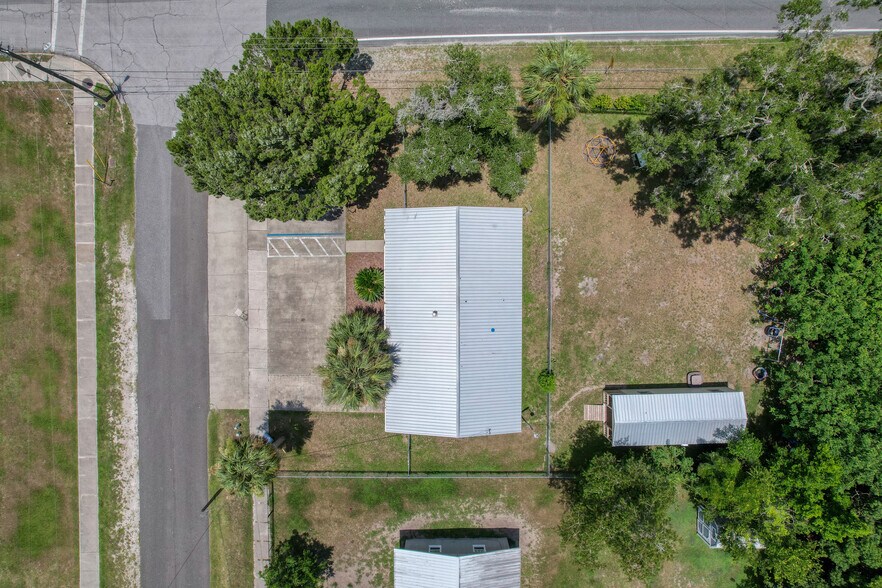 More Photos Of 20785 W McKinney Ave, Dunnellon Office For Sale
