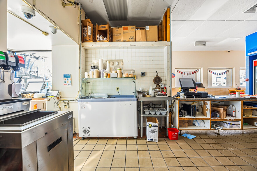 More Photos Of 1535 Memorial Dr, Chicopee Restaurant For Sale