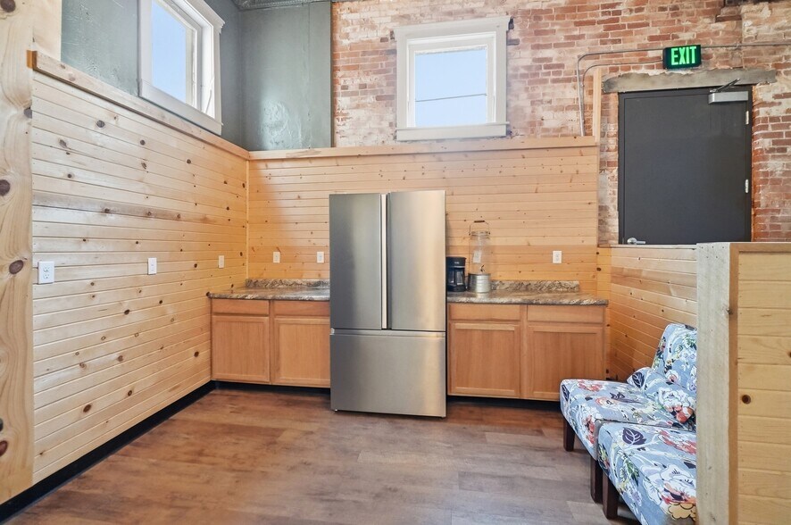 More Photos Of 209 N Main St, Delphos Restaurant For Sale
