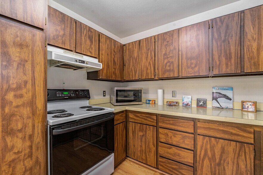 More Photos Of 257 Moccasin, Estes Park Apartments For Sale