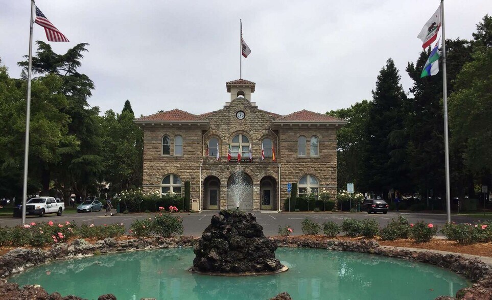 More Photos Of 525 W Napa St, Sonoma Funeral Home For Sale