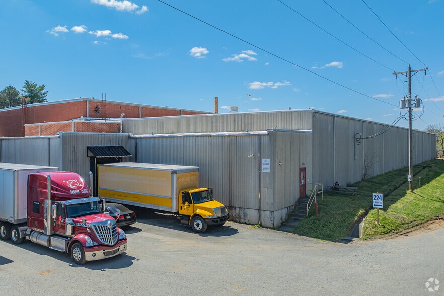 More Photos Of 224 E Main St, Haw River Manufacturing For Lease