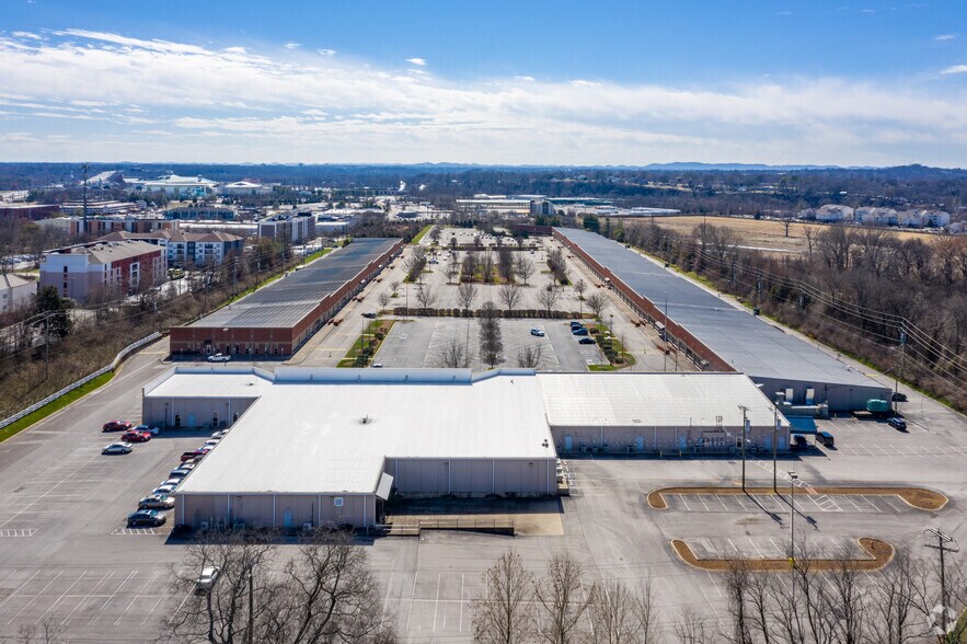 More Photos Of 2501 McGavock Pike, Nashville Unknown For Sale