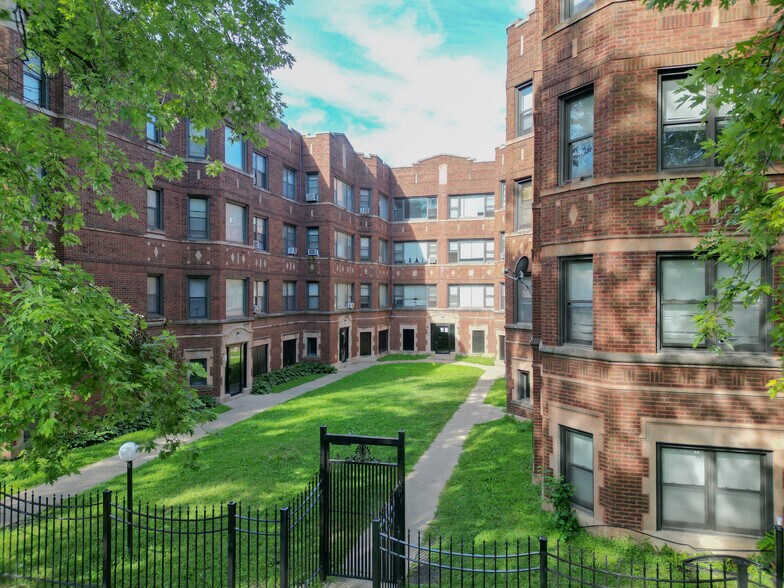 Primary Photo Of 7646 S Ingleside Ave, Chicago Apartments For Sale