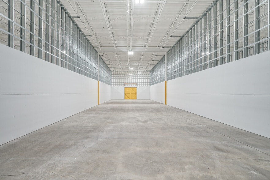 More Photos Of 171 Heller Pl, Bellmawr Warehouse For Lease