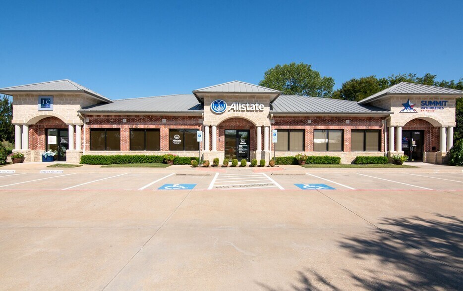 More Photos Of 1149 Keller Pky, Keller Medical For Lease