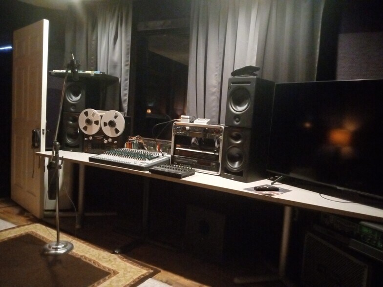 More Photos Of 200 W Malloy Bridge Rd, Seagoville Flex For Sale