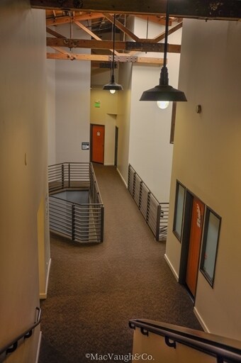 More Photos Of 300 S Raymond Ave, Pasadena Loft Creative Space For Lease