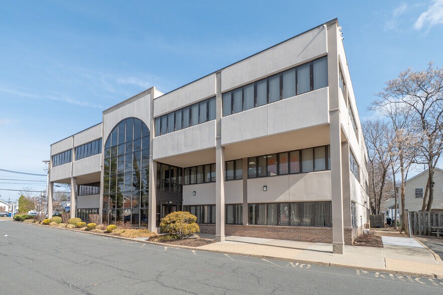 More Photos Of 622 Georges Rd, North Brunswick Medical For Lease