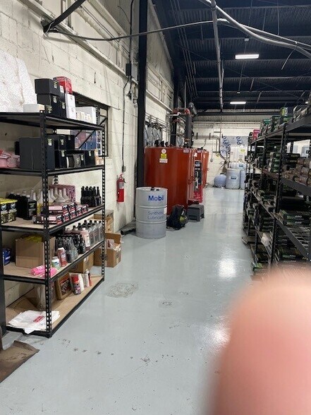 More Photos Of 1107-1111 W Shawnee St, Muskogee Auto Repair For Sale