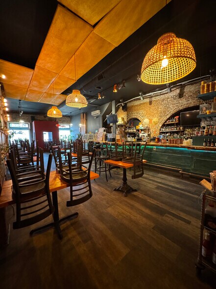 More Photos Of 2245-2247 S Grand Blvd, Saint Louis Storefront Retail Residential For Lease