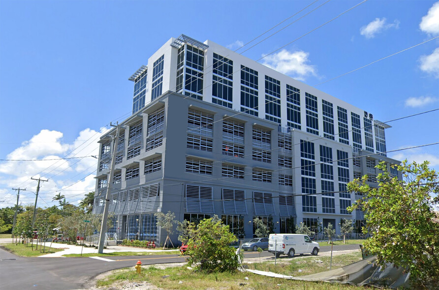 Primary Photo Of 800 SE 4th Ave, Hallandale Beach Office For Sale