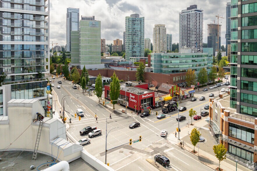 More Photos Of 4580 Kingsway, Burnaby Freestanding For Lease