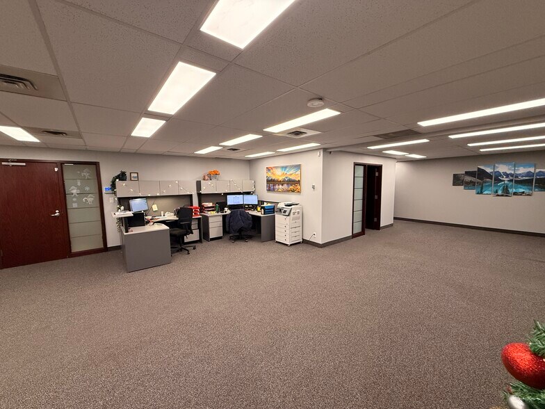 More Photos Of 17010 103rd Ave, Edmonton Office For Lease