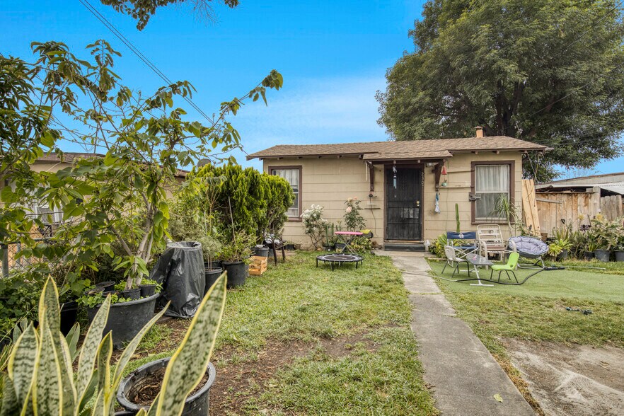 More Photos Of 2307 Continental Ave, South El Monte Apartments For Sale