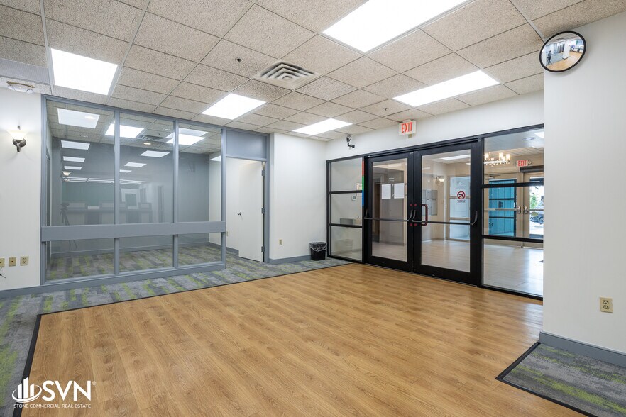 More Photos Of 100 Edwards Ave, Georgetown Office For Lease