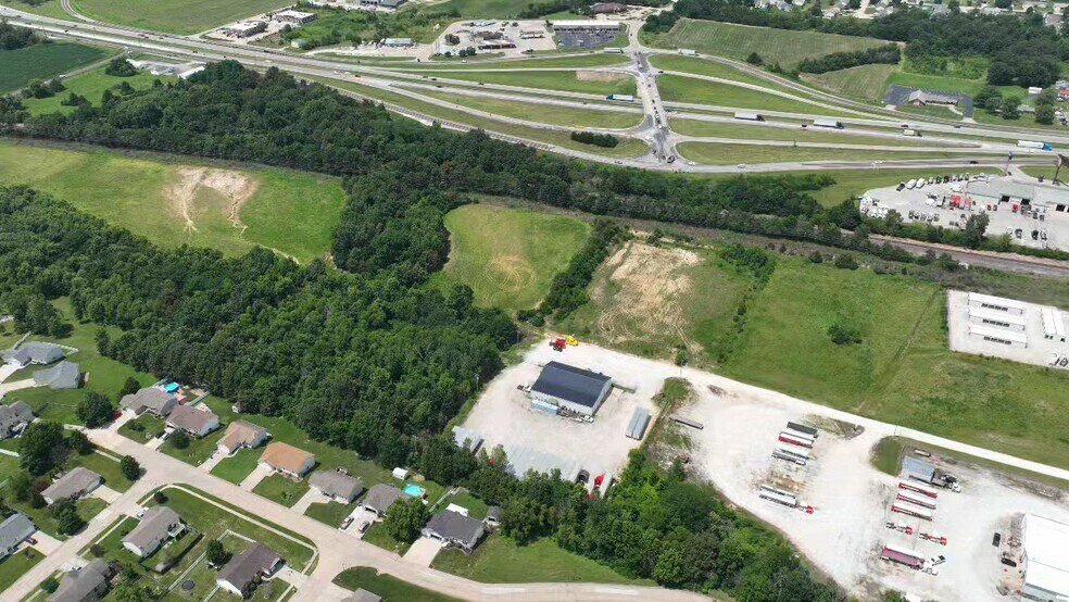 More Photos Of 100 Star Connection Dr, Wright City Warehouse For Sale