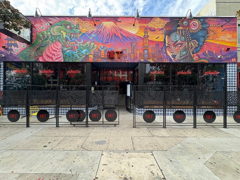 Primary Photo Of 11016-11020 Magnolia Blvd, North Hollywood General Retail For Lease